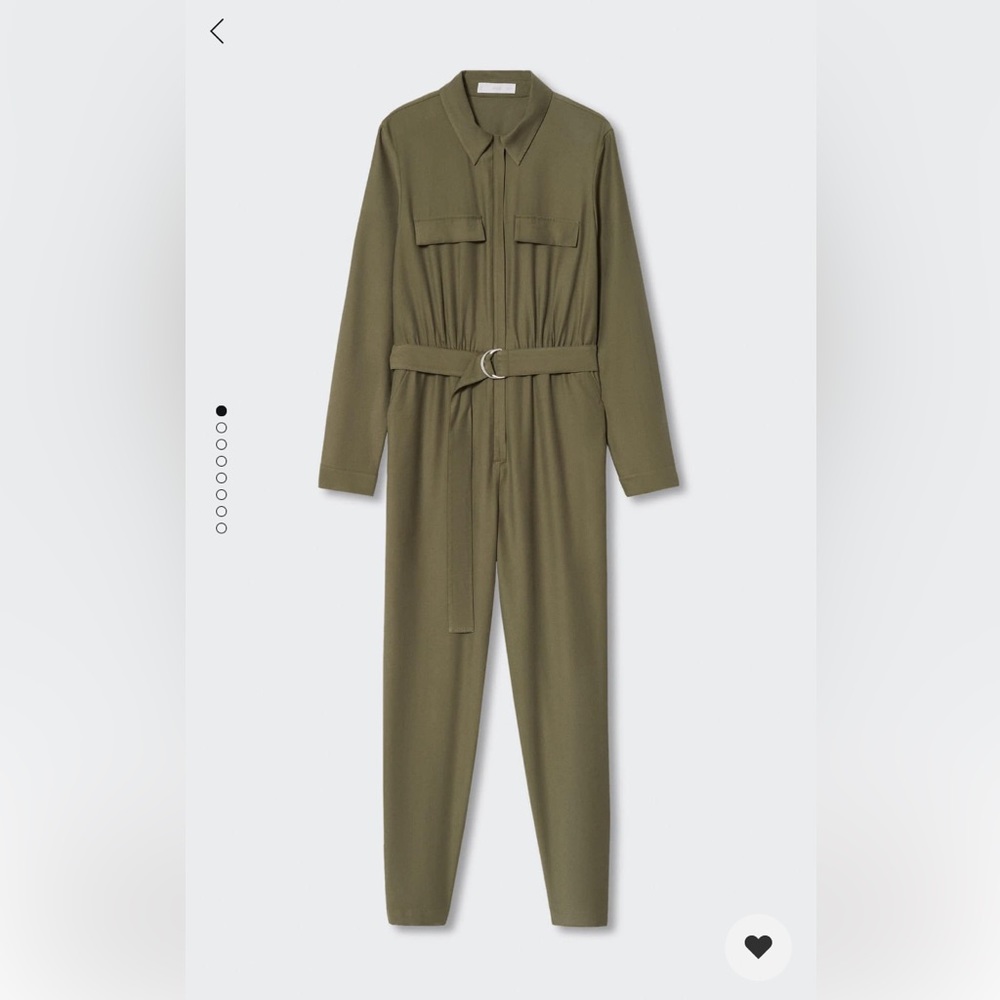 Army green zip up jumpsuit with belt,size large (NWT) comes to ankles I’m 5’5.